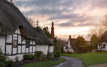 is Sutton Poyntz thatch roofing popular